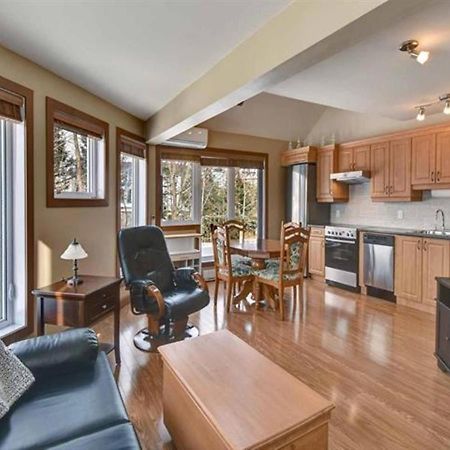 Bright Condo Near The Lake By Globalstay Mont-Tremblant Extérieur photo