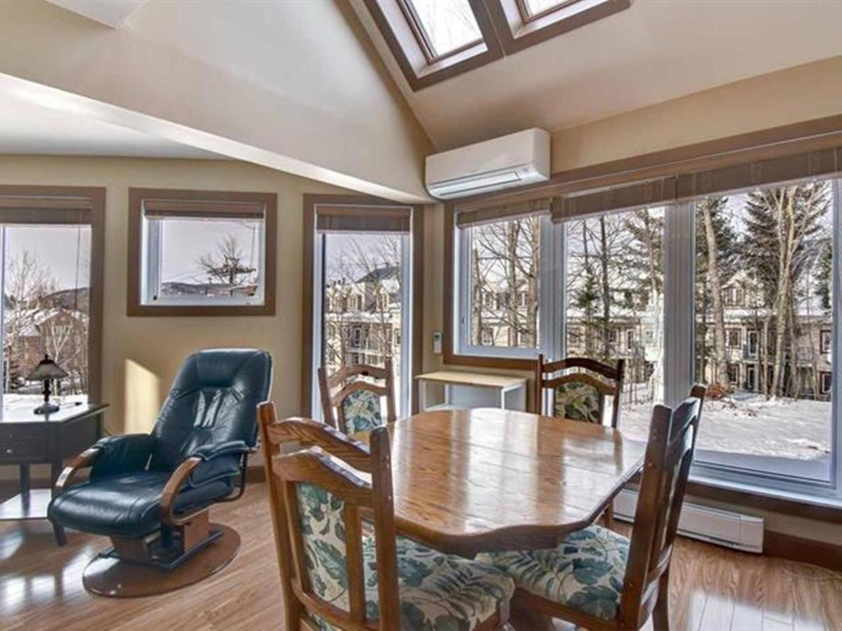 Bright Condo Near The Lake By Globalstay Mont-Tremblant Extérieur photo