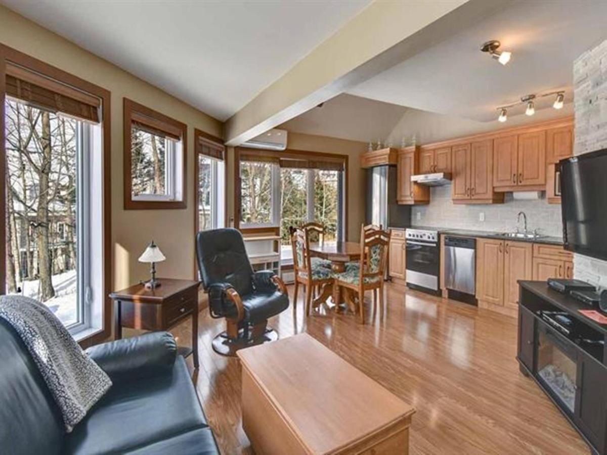 Bright Condo Near The Lake By Globalstay Mont-Tremblant Extérieur photo